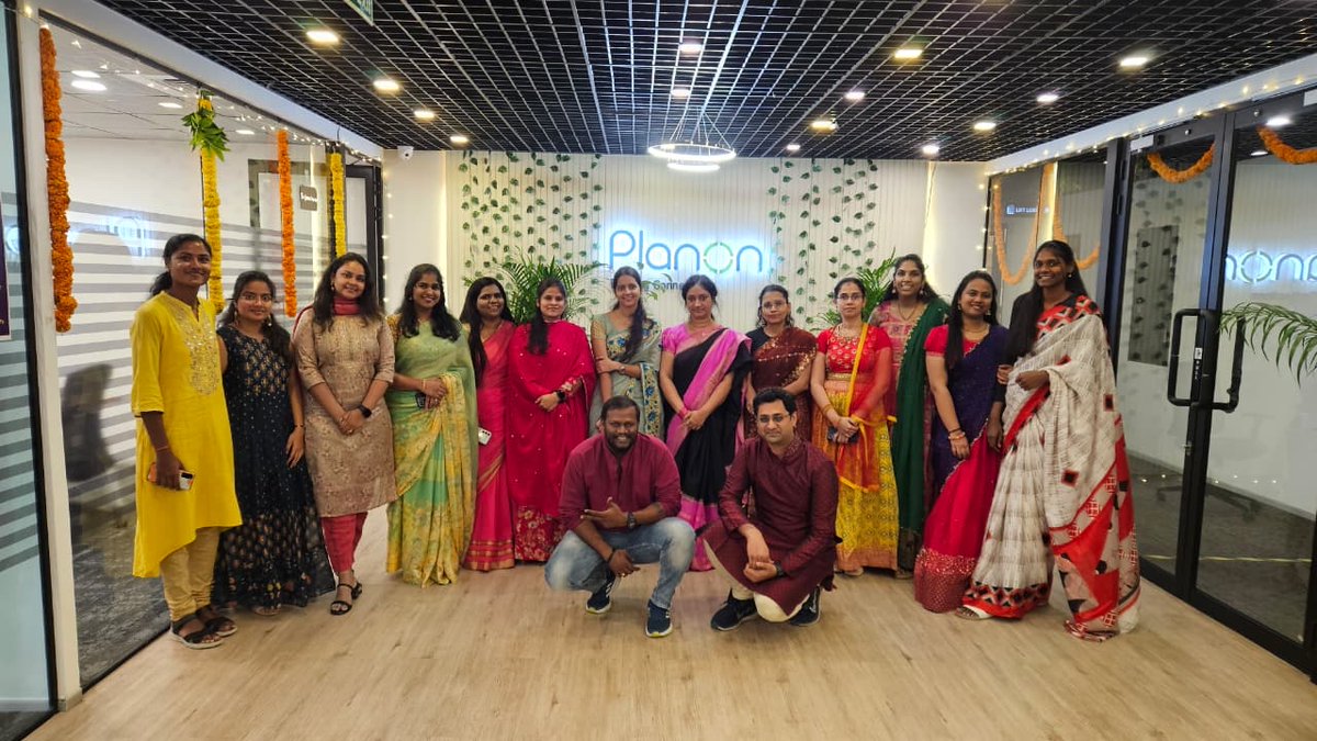 planonsoftware's tweet image. Last week, our colleagues in the India office came together to celebrate Navratri. 🌸✨

The festivities were full of color and energy, including a Dandiya dance performance, a Bathukamma-making competition, and plenty of delicious traditional snacks.

#Navratri #PlanonIndia