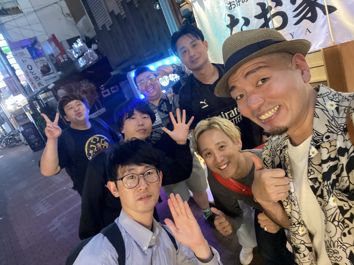 norikonomusuko1's tweet image. 昨日は道頓堀シアターのカラタチ大山がどっちの先輩に可愛がられるか決めるライブ
と原始人ライブでした！原始人ライブは中一週間！笑
めちゃくちゃ楽しかったです！
アシダヒモビッチさんはお客さん4人以上を経験した事がないなか、沢山のお客さんの前で喋れてました！笑
両方良ければ配信是非！