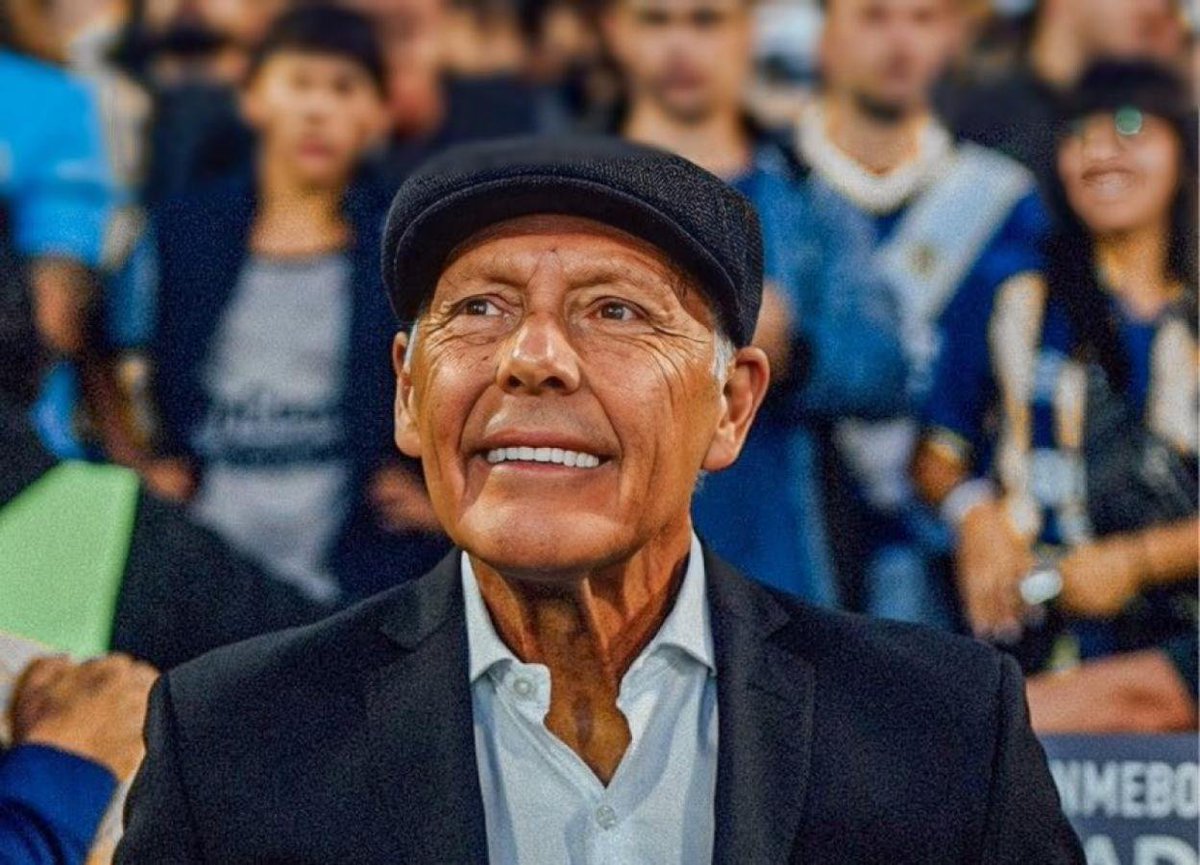 ValenBritos1889's tweet photo. Creo en tu sonrisa
Creo en mí si te veo hoy
Y me pedís que no me rinda
Sigo por vos. https://t.co/6fZpnGzhll