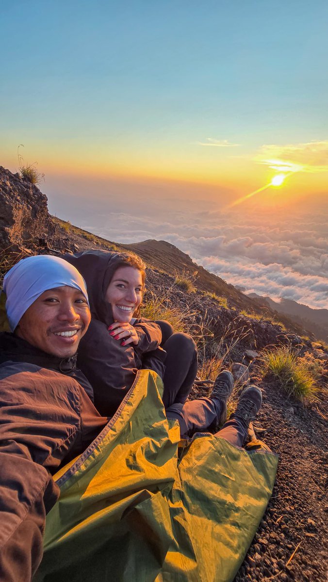 drestisalacca's tweet photo. Sunset #mountagungbali https://t.co/1xmMsQTvOC