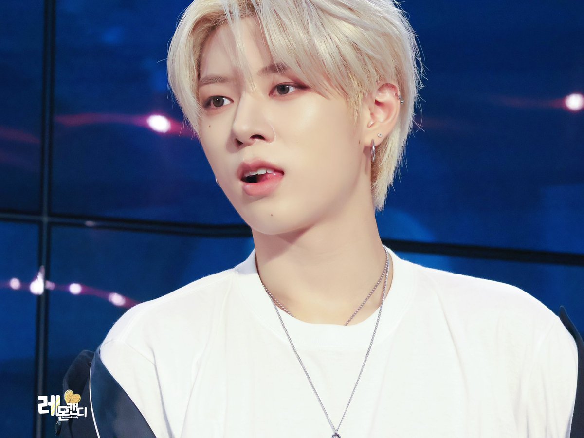LemonCandy_cam's tweet photo. 250901 
#NOWZ #나우즈 
#JINHYUK #진혁 https://t.co/RSQOE2QSjC