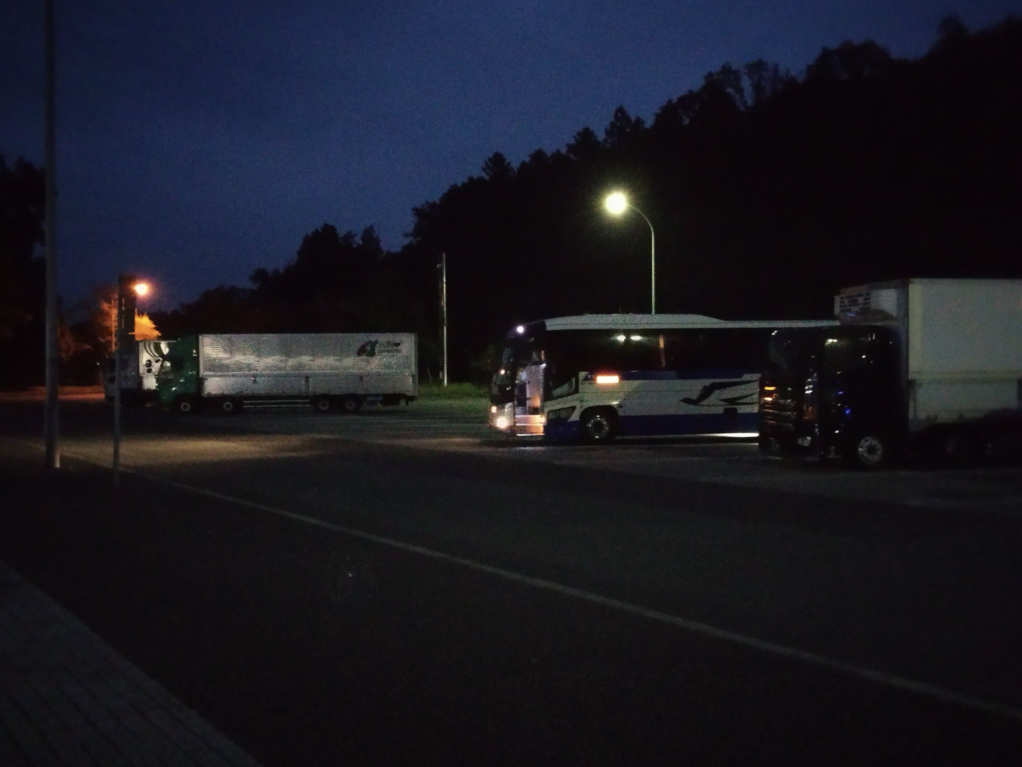 PAMM 「たしかにそこにあった夜」のガーゼトップ　(真夜中のバス) サイズF PAMM 「たしかにそこにあった夜」のガーゼトップ (真夜中のバス