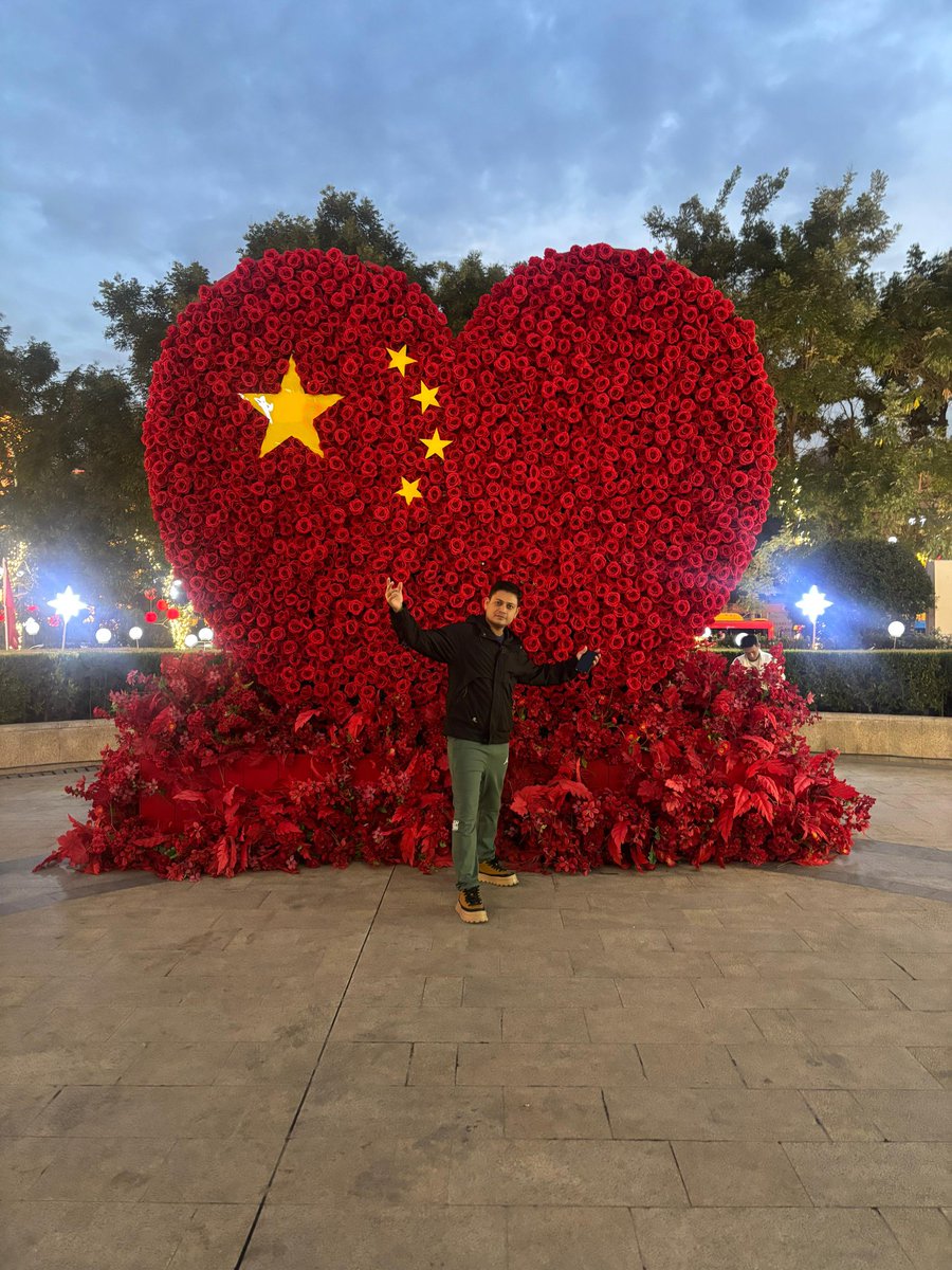 sunil_rayal's tweet photo. #China 🇨🇳 https://t.co/lT9jeYA9Zq