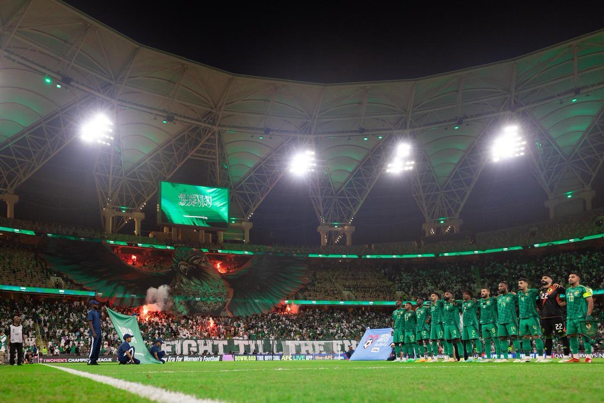 مثّل بـلادك ولك الشرف 🦅🇸🇦

#السعودية_اندونيسيا 
#مع_الأخضر_قدام