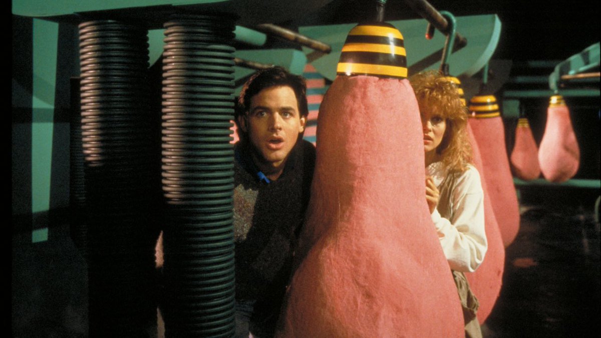 sinist3rgore's tweet image. killer klowns from outer space (1988)