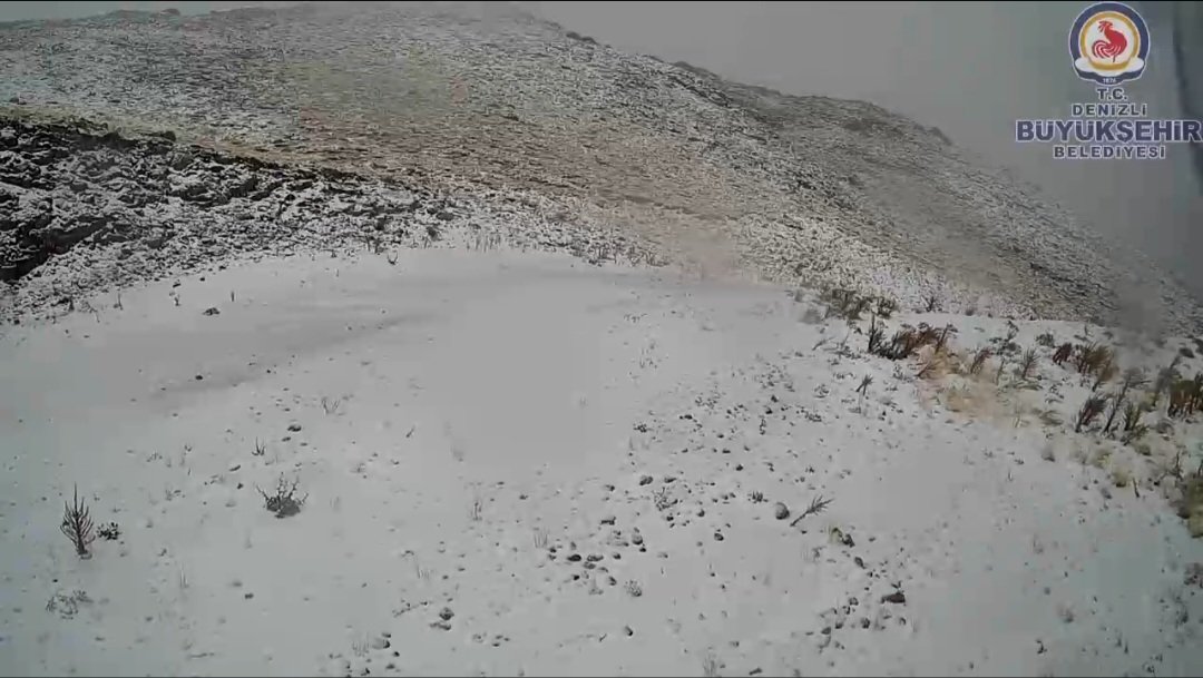 Denizli dağlarına ilk kar düştü.

08.10.2025
Denizli Kayak Merkezi üst istasyon : 2230 m