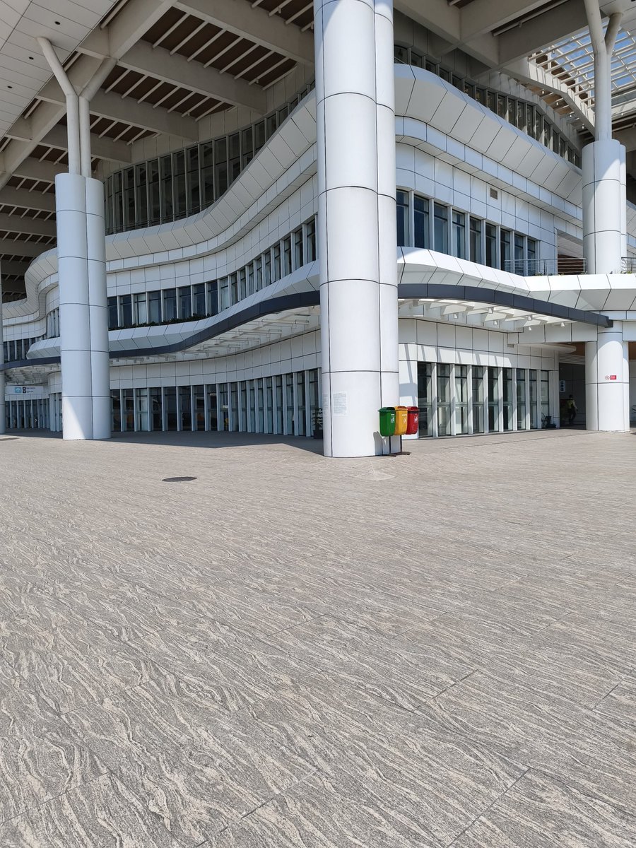 Stasiun Tegal Luar, Bandung nih macam esthetic dengan warna putih