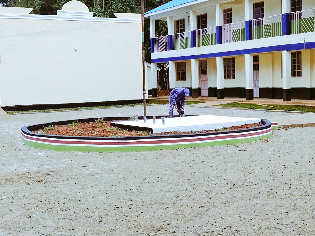 DidmusWaBarasa's tweet photo. Steady progress, visible results.

The revamp of 26 classrooms, alongside Cabro installation and tiling works at Kimilili RC Girls Primary and Junior Secondary School, is now in its final stage, a clear reflection of our commitment to creating dignified, modern learning spaces across our society.
#DidmusBarasaGov2027 #viral
