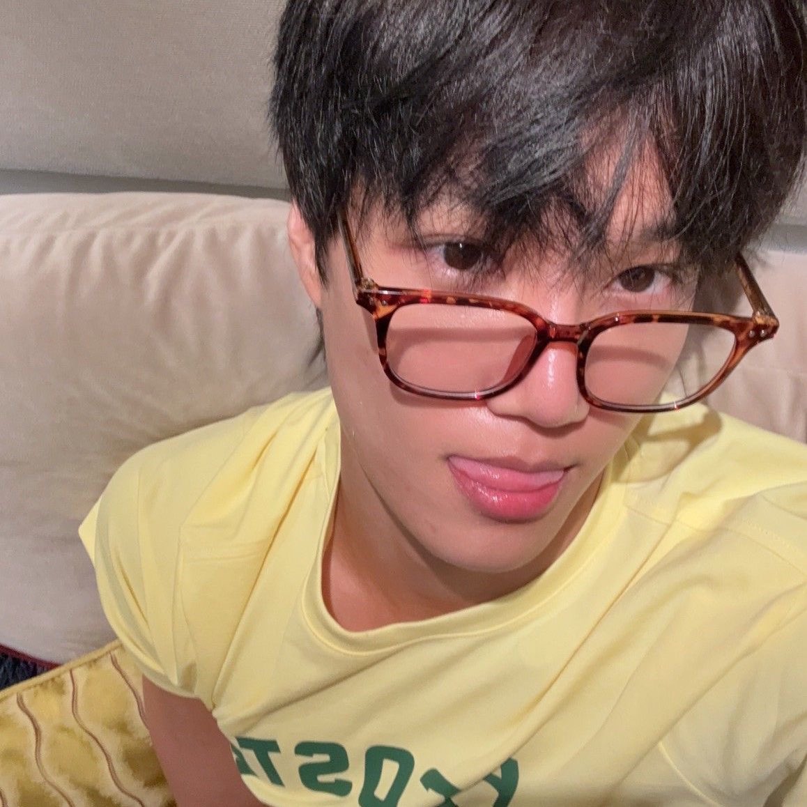 kaylabop88's tweet image. Silly goofy mood #EXOLSelcaDay