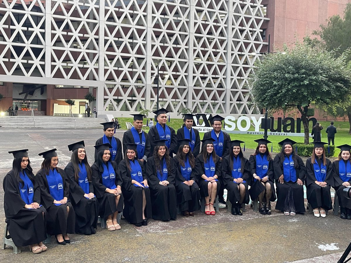 samesca_'s tweet photo. mi baile inolvidable serás tú, UAM 👩🏻‍🎓💗✨️ https://t.co/mtzOyOnIRv