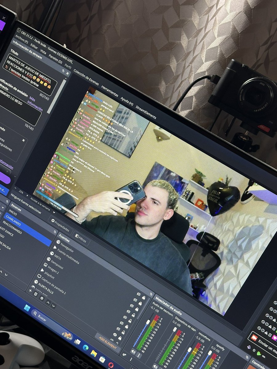 LuisRios02_'s tweet photo. MARTES DE CACHONDEO CON EL STREAMER MÁS CACHONDO 😅😅 https://t.co/VBiJzF23Pd https://t.co/zWYnVAXyms