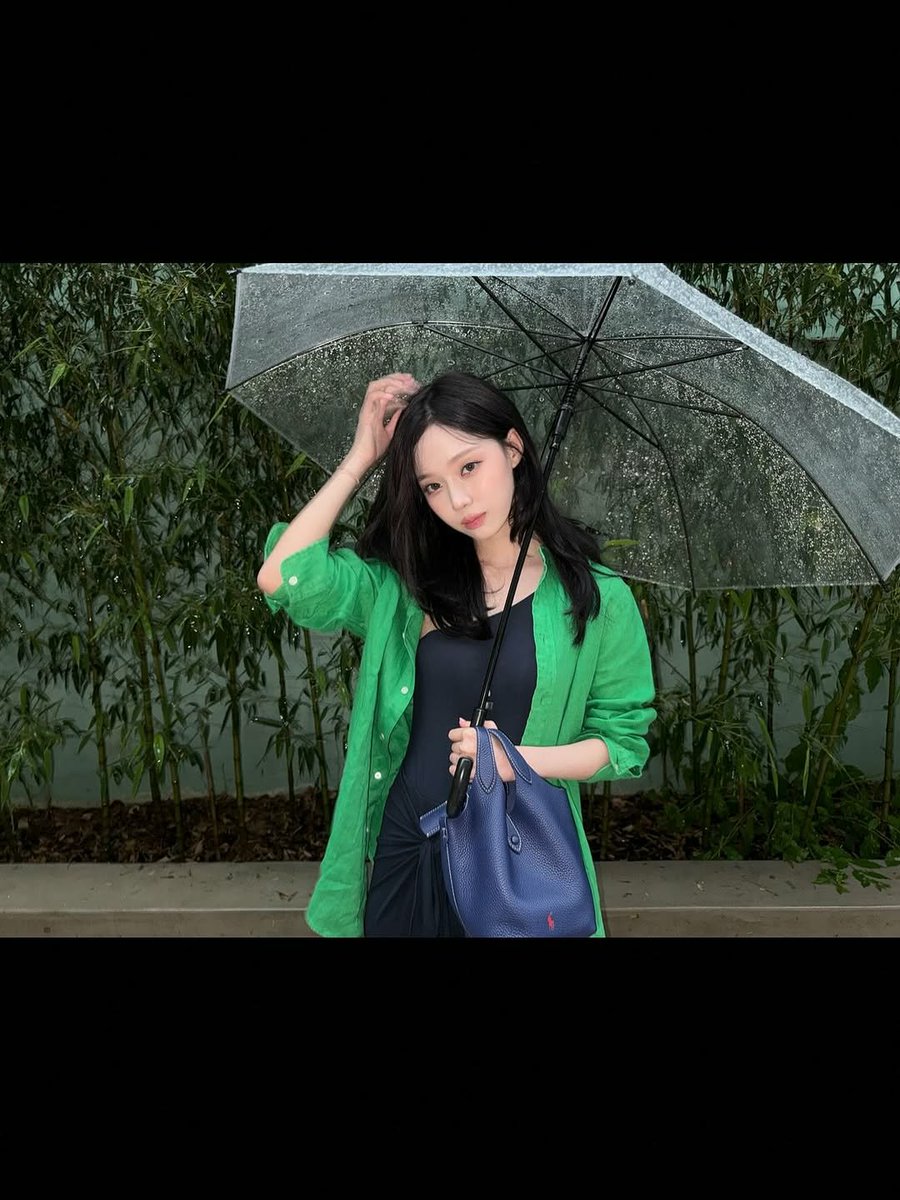 zwnteio's tweet photo. ⠀⠀⠀⠀⠀⠀
𝒈𝒂𝒛𝒆𝒔 𝒄𝒆𝒏𝒕𝒆𝒓𝒆𝒅 𝒐𝒏 𝒉𝒆𝒓 𝒘𝒆𝒓𝒆 𝒊𝒏𝒄𝒆𝒔𝒔𝒂𝒏𝒕𝒍𝒚 𝒅𝒊𝒓𝒆𝒄𝒕𝒆𝒅. 𝒇𝒖𝒍𝒍 𝒐𝒇 𝒘𝒂𝒓𝒎𝒕𝒉 𝒍𝒊𝒌𝒆 𝒂𝒏 𝒂𝒖𝒓𝒐𝒓𝒂𝒍 𝒑𝒉𝒐𝒆𝒃𝒖𝒔, 𝒃𝒆 𝒂𝒎𝒂𝒛𝒆𝒅 𝒂𝒕 𝒕𝒉𝒆 𝒎𝒂𝒋𝒐𝒓 𝒔𝒐𝒗𝒆𝒓𝒆𝒊𝒈𝒏. ♡̷̸
⠀⠀⠀ ⠀⠀⠀ https://t.co/EDZdC8FjH4
