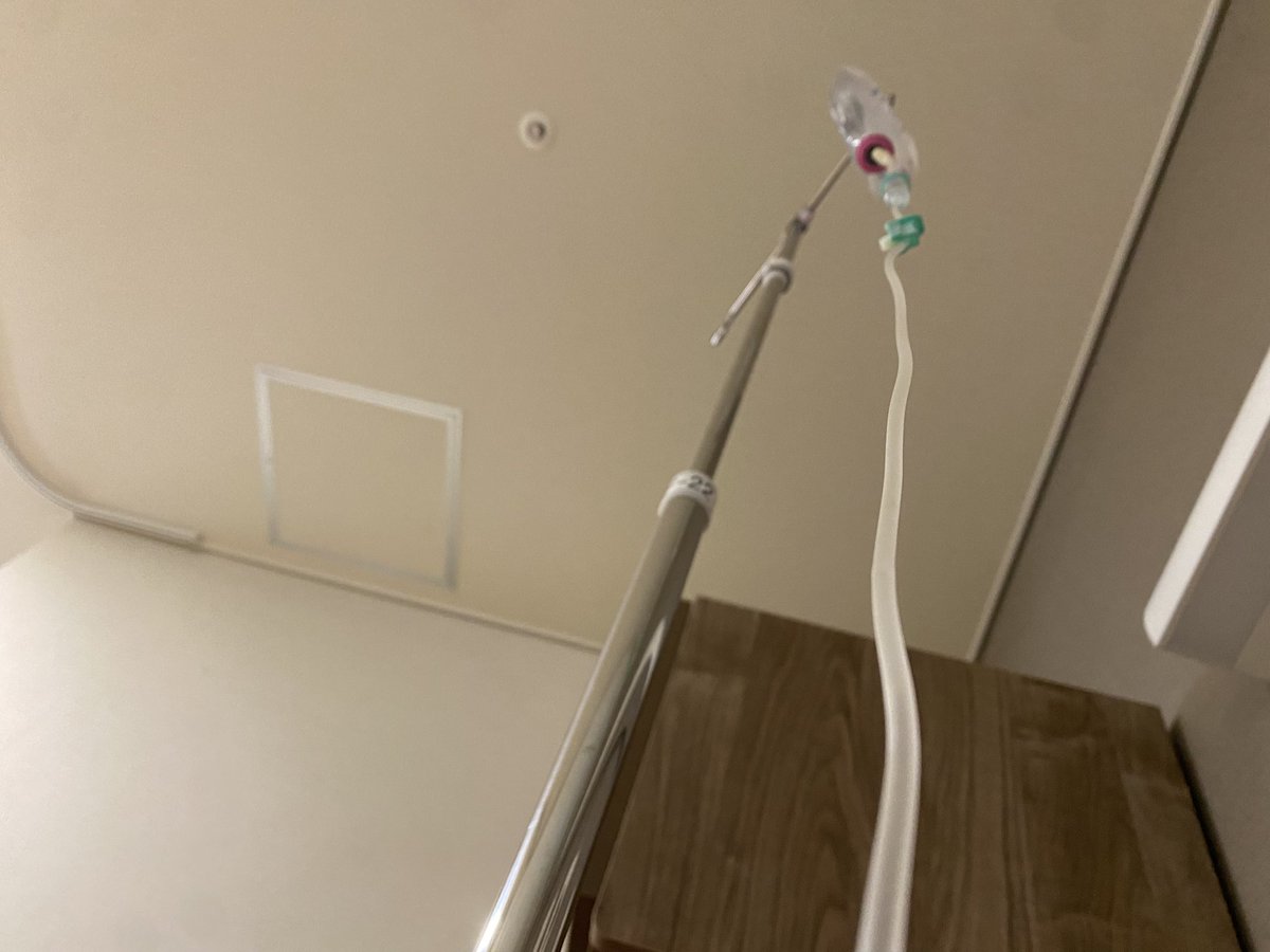 akx_180's tweet photo. 急病により5日ほど入院してました。
すっかり良くなったので帰ります。
いやぁもうダメかと思った😂 https://t.co/864b6hlEgS
