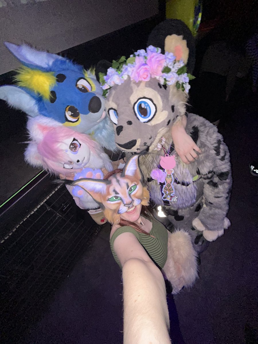 Zeusthefoxy's tweet photo. I’m so happy for all the people I get to call friends. You may not realize it, but friends are a gift that can’t be beaten. #furry #furries #mnfurs #fursuit https://t.co/2YAvrzLs77