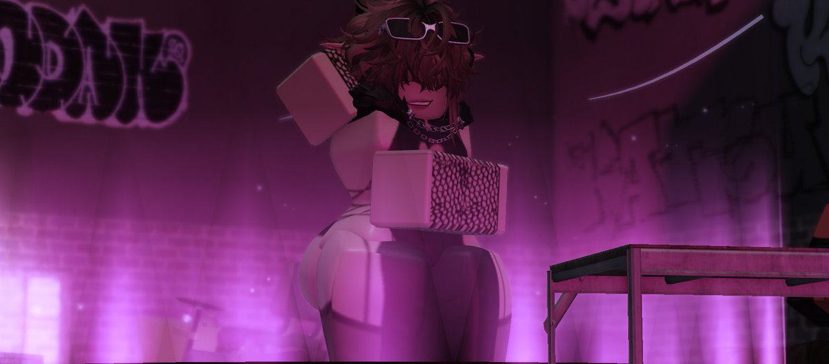 𝒮𝓌𝒶𝑔𝑔𝓎 ✮⋆˙ tweet media