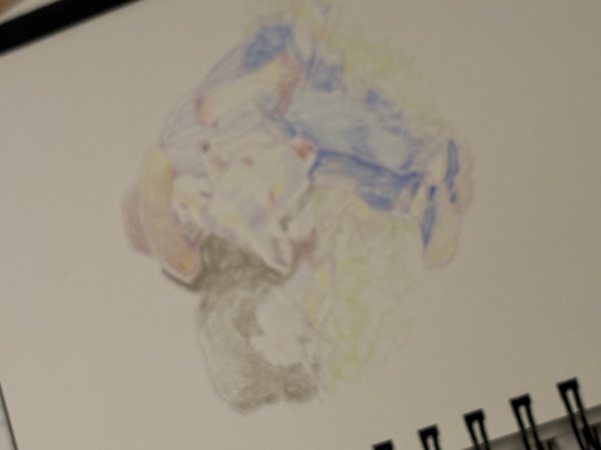 비상구 tweet media