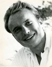 merlinpapin3's tweet photo. .@FredOL69007 Aujourd'hui l'acteur #JamesOlson aurait eu 95 ans (décédée en 2022) On a pu le voir dans
Le Mystère Andromède
Rachel Rachel
Le Mannequin défiguré
Commando
Mafu Cage
Ragtime
Opération Requins
The Spell https://t.co/MH169Cf74J