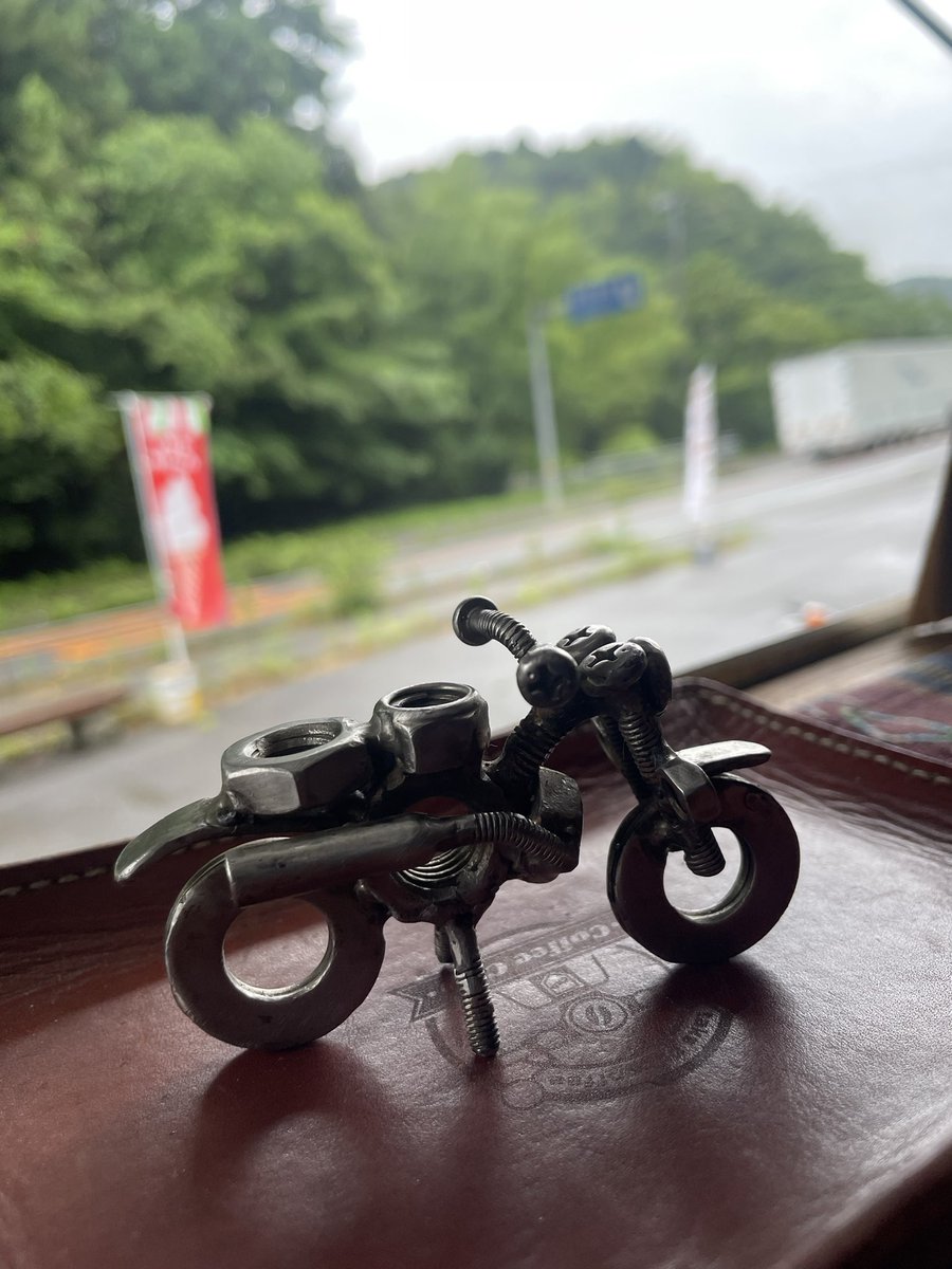CoffeeCub2021's tweet photo. 本日は定休日です
今週末の金曜日は19時頃から夜カブです
なにやら新しいお菓子があるそうなので楽しみにしております https://t.co/9m90o3m8TQ