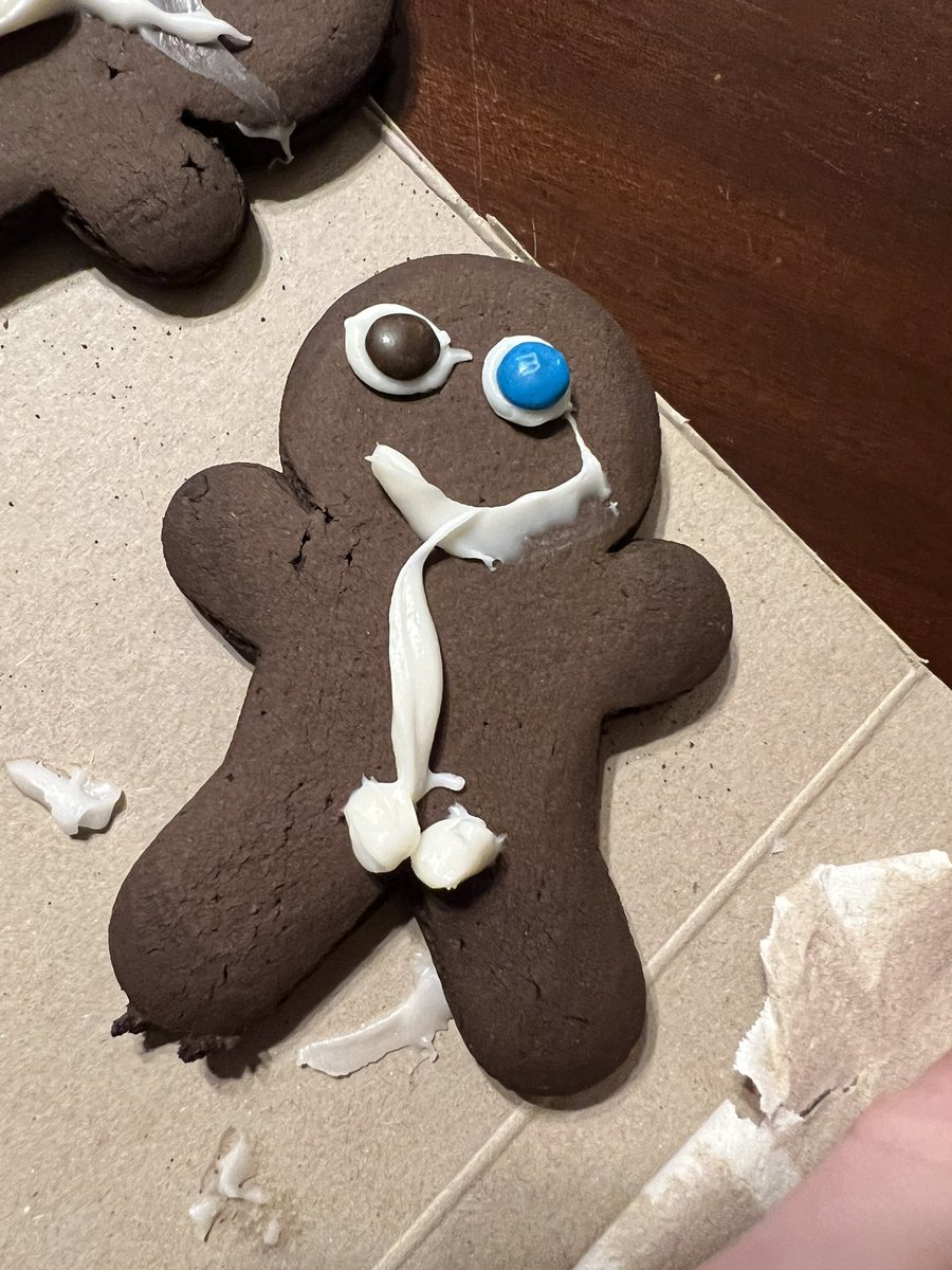PeterLee843's tweet photo. The kids made some very interesting spooky cookies 😂🤦🏻 https://t.co/NsETjLYI9u