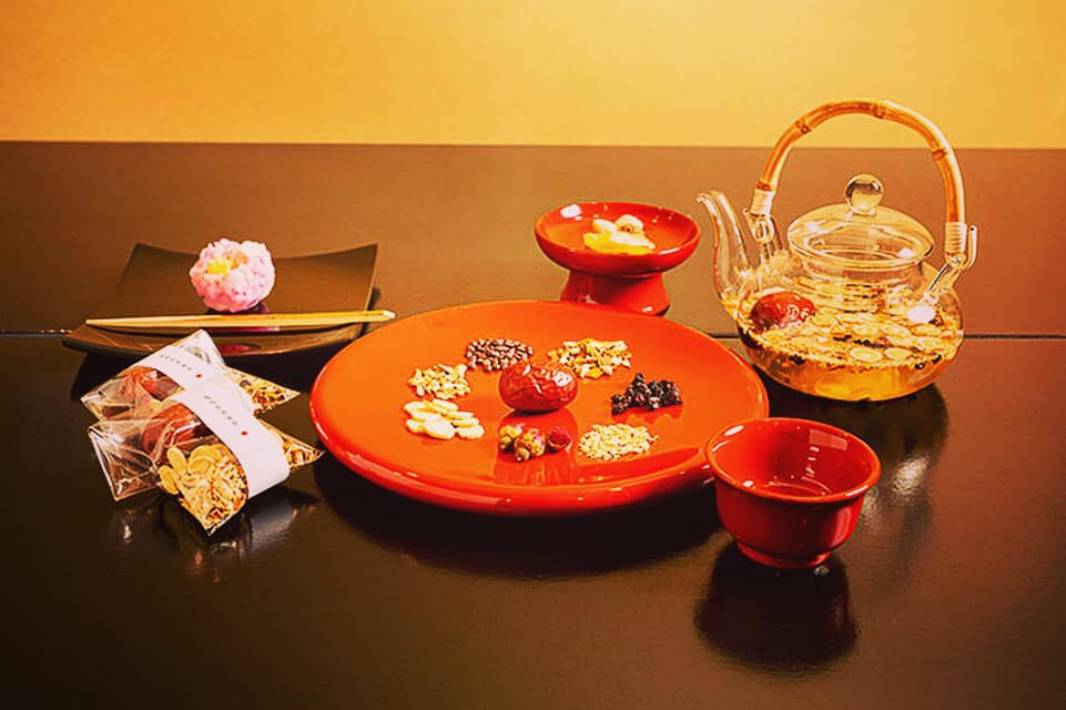 yui_mall_'s tweet photo. ＼商品ご紹介／
#御抹茶OTOGOZE さまの『 美はしき琉球 漢方薬膳茶ギフトセット 』🍵

人気の薬膳茶を詰め合わせた、癒しと健康のギフト💝
🫖免疫力を高める 免疫真善氣茶
🌹脂肪を流す 潤身風茶
💪気力と体力を補う 益氣補中茶

ご家庭で本格漢方薬膳茶をお愉しみください🍃
https://t.co/ClsLluR4vP https://t.co/EnAUbkwKbc