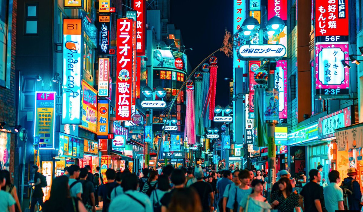 robotopia's tweet photo. #Tokyo named best big city in the world in Condé Nast Readers Choice Awards https://t.co/1PAKe9YQcU https://t.co/mdvNGXsW98