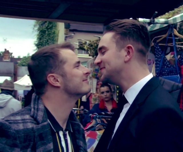 trashpanda_mr's tweet photo. I don’t know today’s era of #Ballum  but I’m staying here ❤️ for my mental health

#EastEnders https://t.co/Qf32Do7ZzZ
