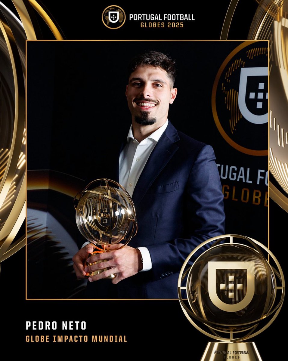 Mohxmmad's tweet image. At the top of club football world and at the #PortugalFootballGlobes: Pedro Neto ✨🇵🇹