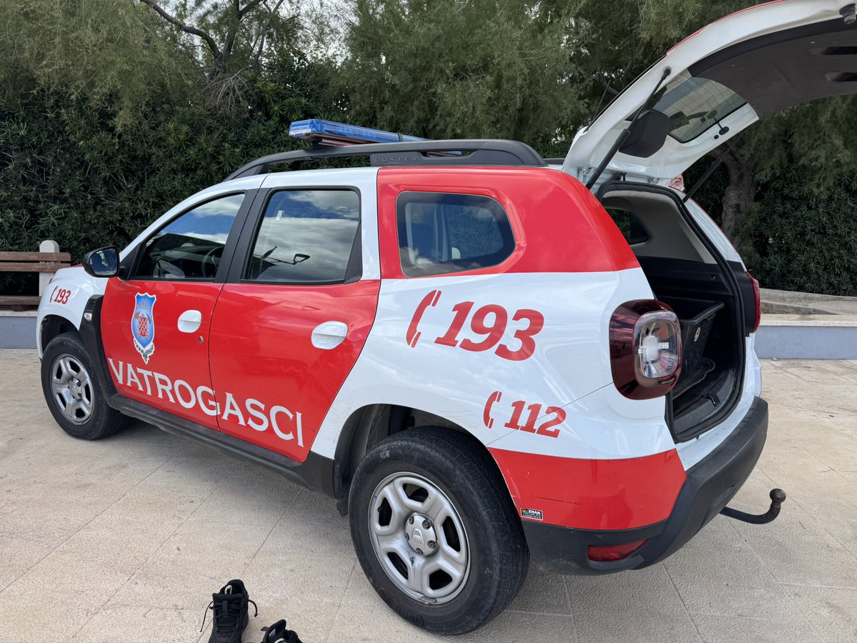 peter_faulding's tweet image. 🇬🇧🤿 Yesterday was an intense and rewarding day of underwater search training in Supetar Harbour, on the beautiful island of Brač 🇭🇷

We focused on zero-visibility search techniques and systematic search patterns, essential for locating missing persons and evidence underwater.…