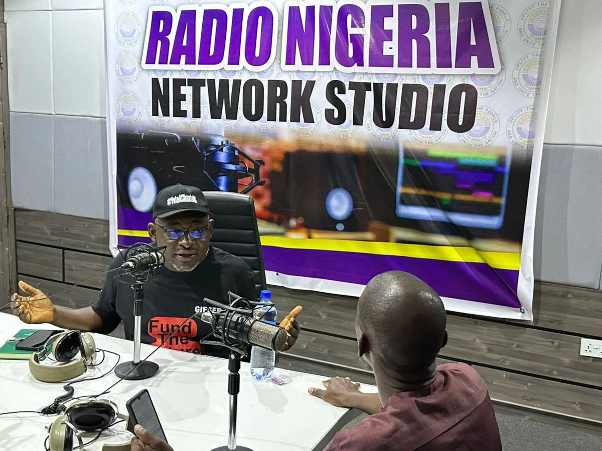 miketerungwa's tweet photo. Join the conversation later today at 2:30pm on Radio Nigeria's 92.9 Kapital FM. 
I’ll be sharing key insights on why urgent action is needed, because food security, community well-being, and the truly environment matters
#GIFSEP
#Adapt2Live
#Vote4ClimateNG
INEC
Yakubu
Segun
Nnaji https://t.co/9OZj36jSSZ