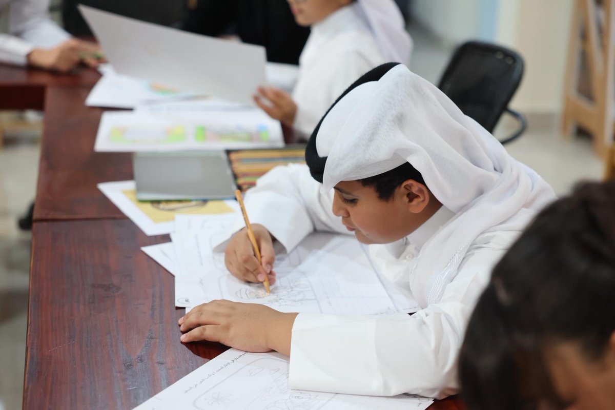 إنطلق بالأمس برنامج مصمم قصص الأطفال في نسخته السادسة من تنظيم ملتقى الناشرين والموزعين القطريين بالتعاون مع مركز أدب الطفل .
#وزارة_الثقافة 
#ملتقى_الناشرين_والموزعين_القطريين 
#مركز_أدب_الطفل