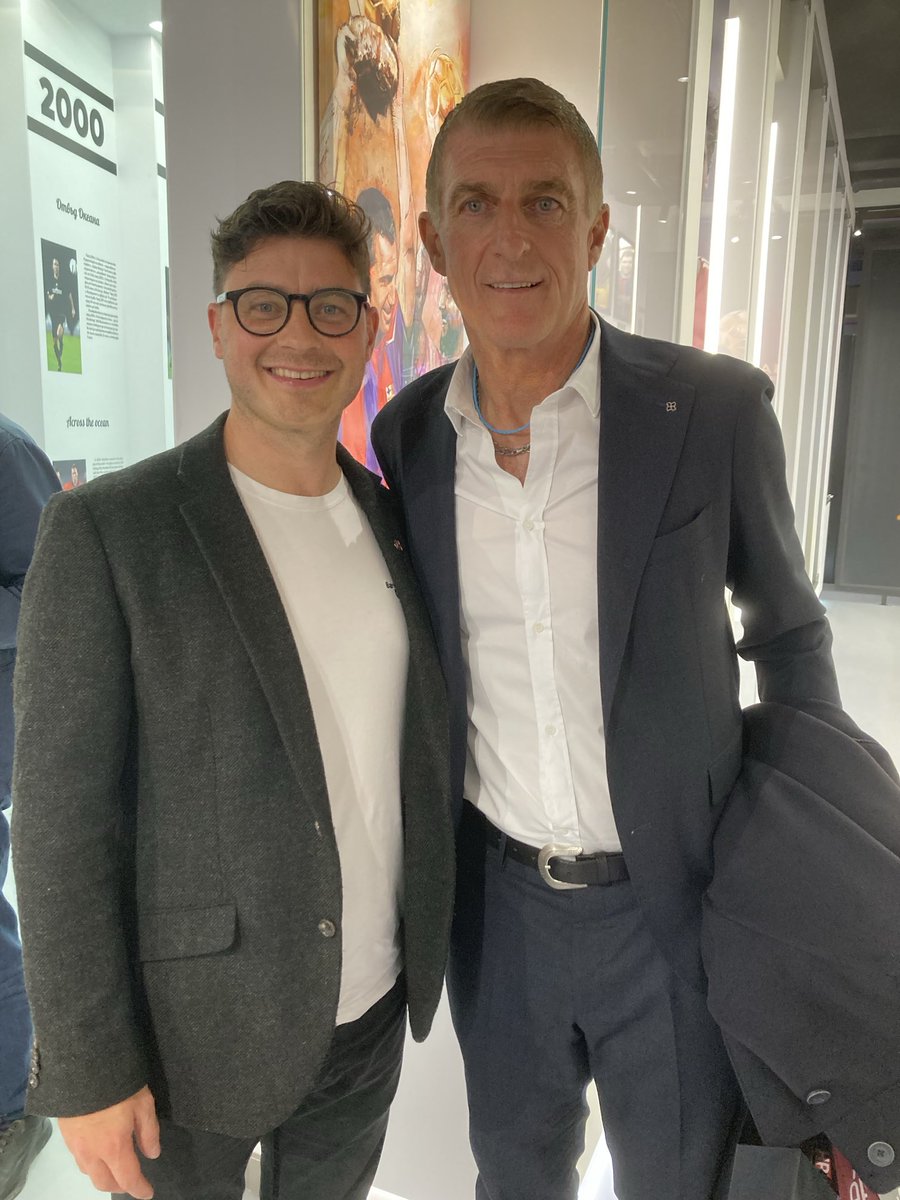 Well, what a surreal evening meeting these two icons of the game #starstruck 😂