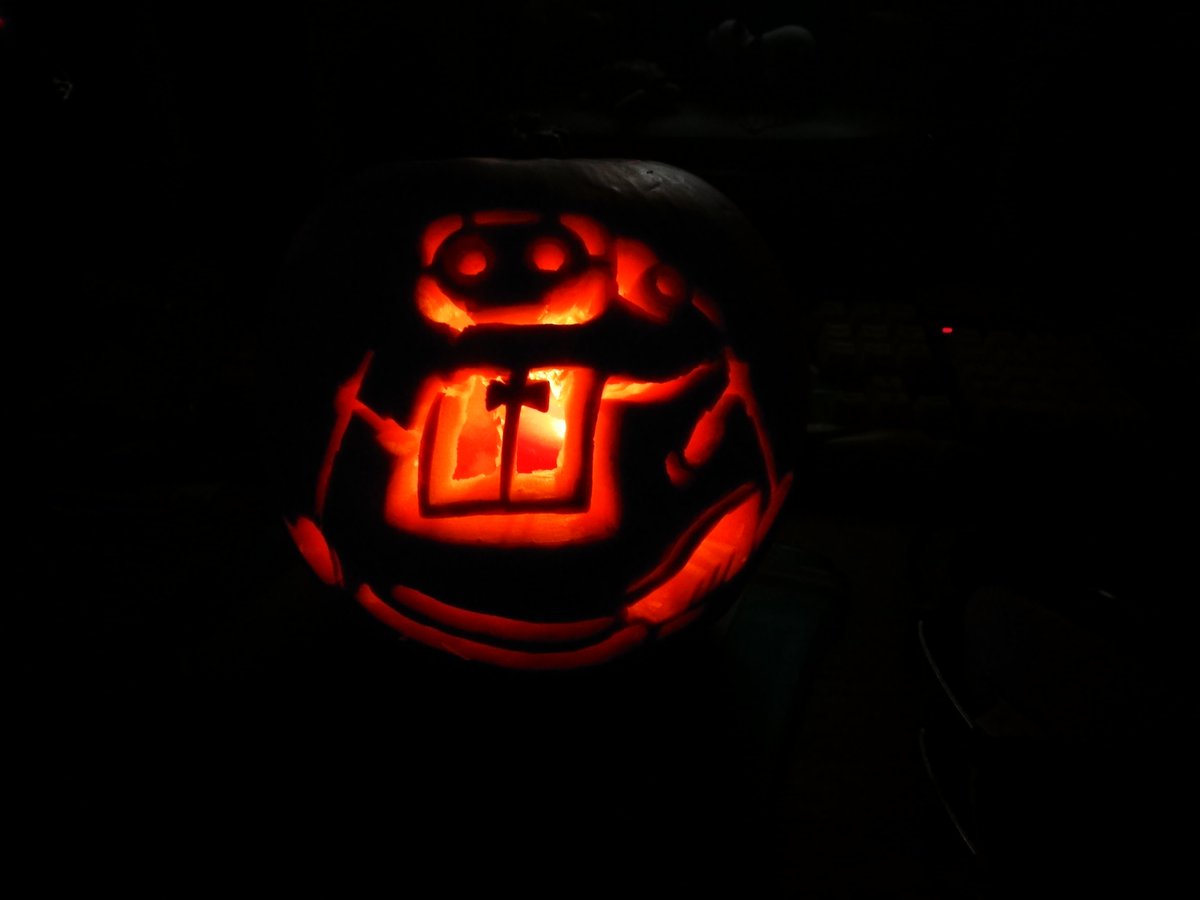 MeloncholyBoi's tweet photo. it's a bit.. very janky
but oh well
#SteelWoolCarve25 https://t.co/wvTcXLFIr8
