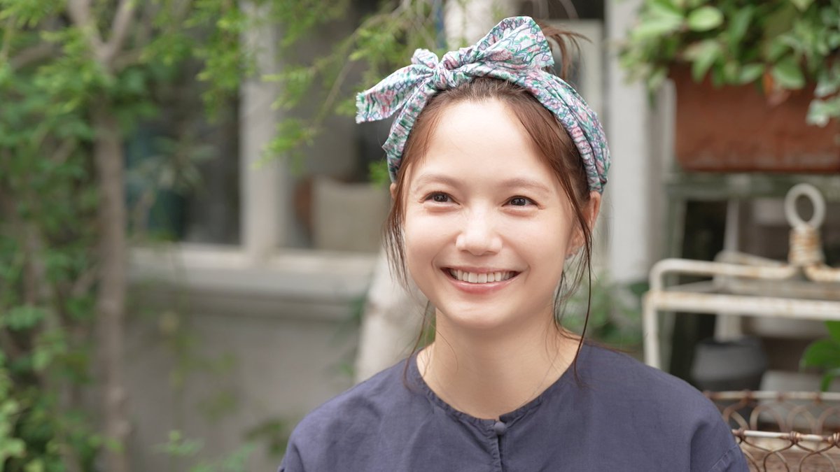 今週の #ララLIFE チョイ見せ📸 #宮﨑あおい 草木染めした糸で刺繍