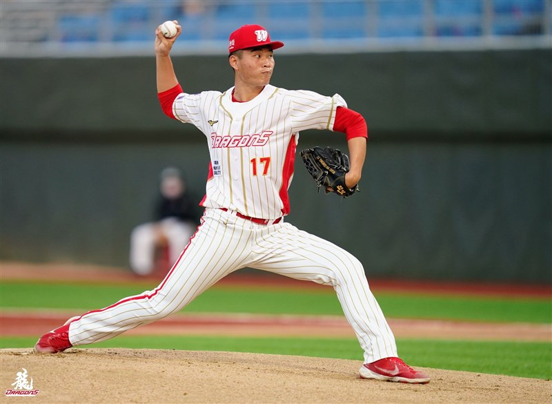 GOCPBL's tweet image. 6 players from the Wei Chuan Dragons will join Australia's Melbourne Aces to participate in the upcoming KBO Fall League.

🔸 郭郁政 (Kuo Yu-Cheng)
🔸 張鈞守 (Zhang Jun-Shou)
🔸 曹祐齊 (Tsao Yu-Chi)
🔸 林柏佑 (Lin Bo-You)
🔸 陳志杰 (Chen Chih-Chieh)
🔸 林辰勳 (Lin Chen-Hsun)