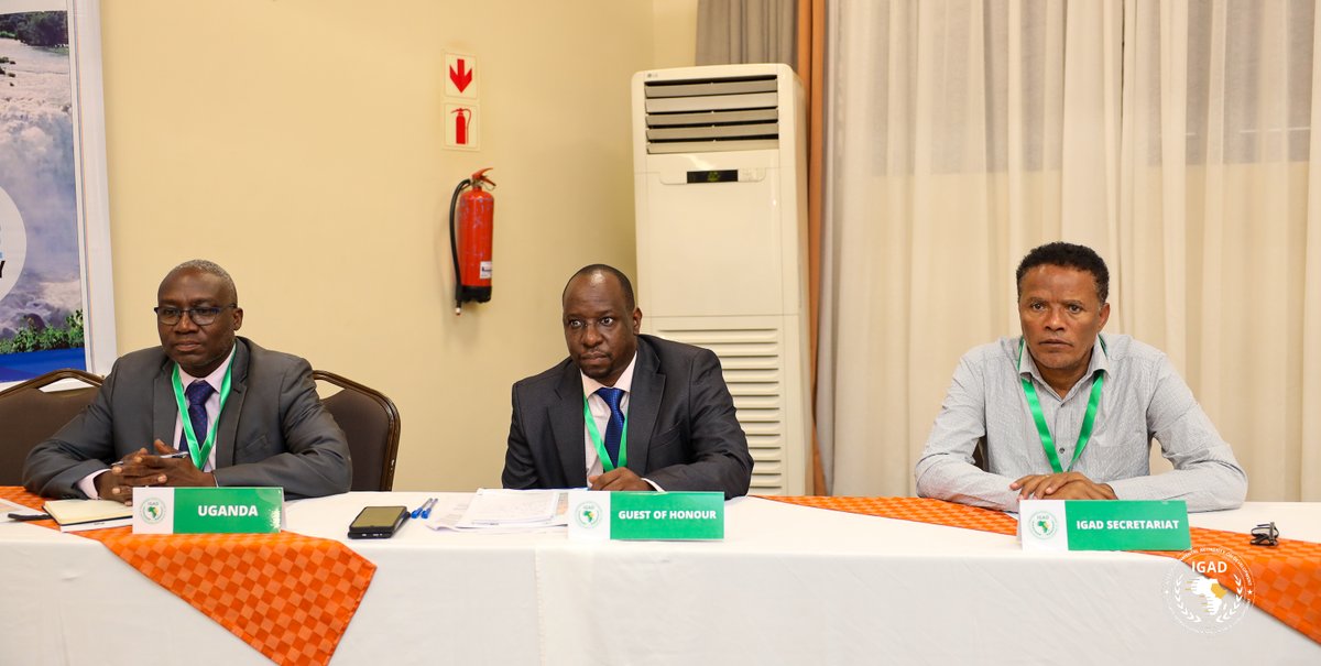 IGADsecretariat's tweet photo. Strengthening Uganda’s National Blue Economy Coordination Platform Kicks Off in Kampala 🇺🇬

IGAD, in partnership with Uganda’s lead ministry for the Blue Economy, has launched a two-day workshop in Kampala to strengthen Uganda’s National Blue Economy Coordination Platform.

The meeting brings together key national stakeholders and IGAD experts to enhance multi-sectoral governance, foster collaboration, and integrate Blue Economy priorities into Uganda’s national development plans.

Supported by the Government of Sweden through IGAD’s regional Blue Economy project, the workshop will also provide technical guidance to boost implementation of Uganda’s National Blue Economy Strategy.

#RisingWithIGAD #IGADBlueEconomy #SustainableGrowth #InclusiveDevelopment
@SweinEthiopia