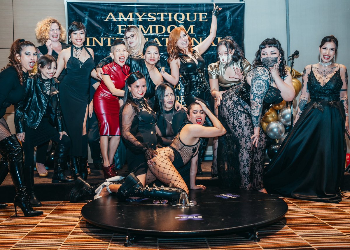 Looking for a good slave to sponsor or perhaps accompany me to this years’ Amystique Femdom International event! I attended last year &amp; it was the most fun I’ve had amongst such strong powerful ladies. 

November 13th-17th - everything from preparty to a getaway afterparty on a