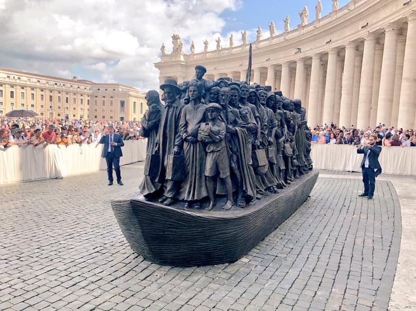 Jorge Bergoglio’s monomaniacal obsession with indiscriminate immigration and miscegenation finds a zealous proponent in Robert Prevost. The handover did not represent any radical change, either doctrinally or morally, or politically or socially. The conciliar-synodal Church is