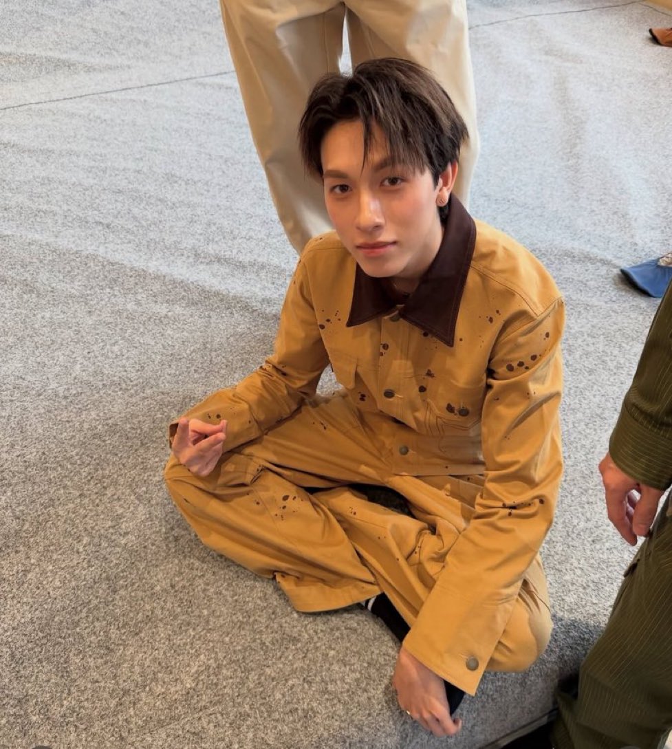 นั่งขวางทางทำไมน้อง <a href="/bkkxonglee/">nongsoul</a>