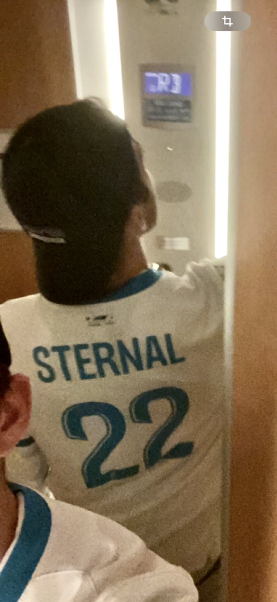 EnzoFeraud6's tweet photo. @Fanou13000 J’suis le seul marseillais qui a eut la vision je pense 😂😂 https://t.co/lwxUJUUhWG