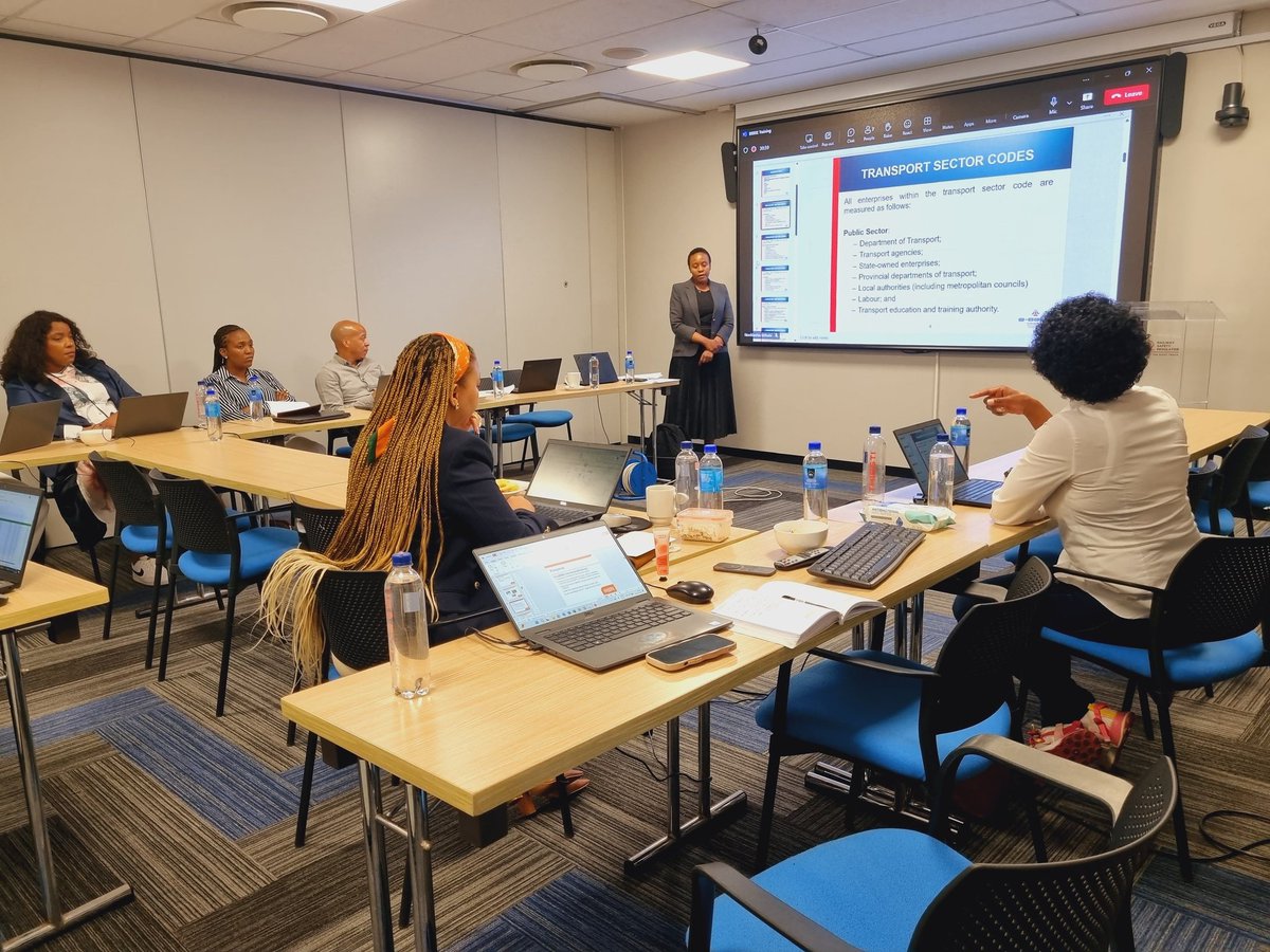 B-BBEE Commission is facilitating a specialised B-BBEE Training Workshop for the Railway Safety Regulator (RSR) B-BBEE Committee.
The workshop will provide practical tools and insights on compliance.
#BBBEECommissionatwork