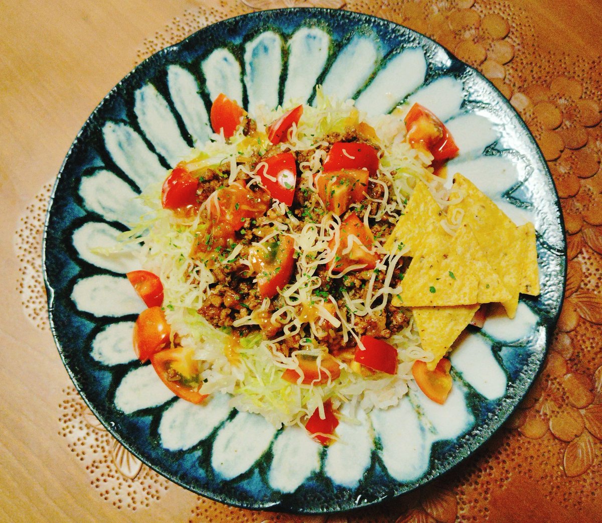 夕飯はタコライス。夫作。
#おうちごはん