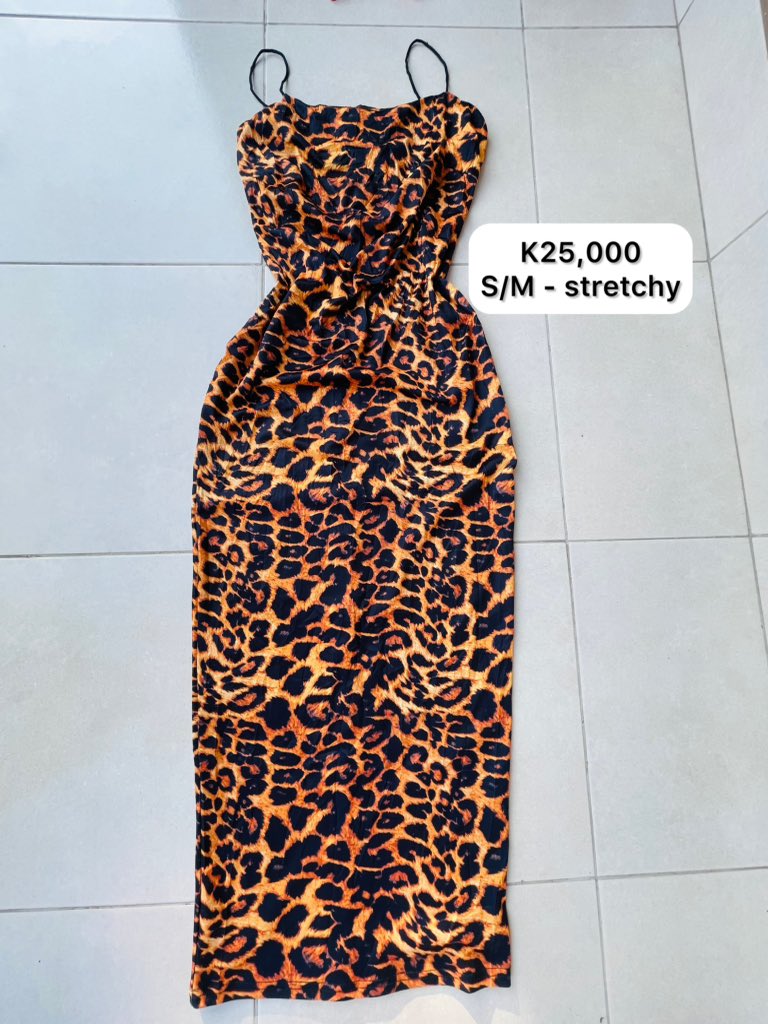 Khandisa101's tweet photo. Thrift dresses available. Different sizes different types! We’re in Blantyre Chinyonga.
0997823603 https://t.co/P3BYchEjWu