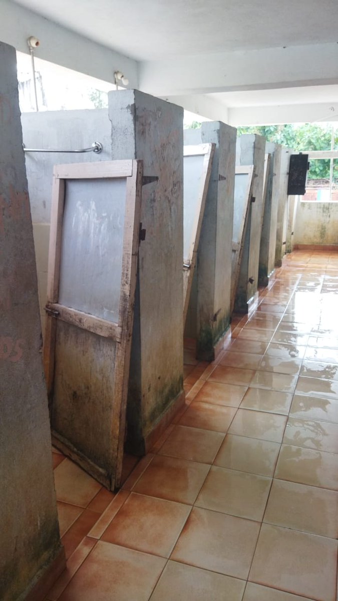 Gopi_YSRCP_'s tweet image. AP Schools Under @JaiTDP
Government
#KurupamHealthCrisis
#InHumanAPGov