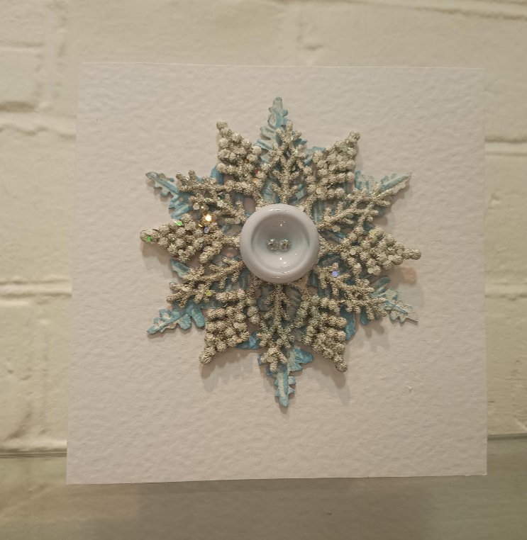 stix_2's tweet photo. Thanks @chelleyhelley for this last batch of designs from the most recent #crafterama event!
We love a #festivepapercraft
Make sure to tag and share your #stix2 #christmascrafts🎄
#stix2anything #stix2events #stamperama #christmascrafts #Christmascarddesigns https://t.co/SFs9XL1Oy5