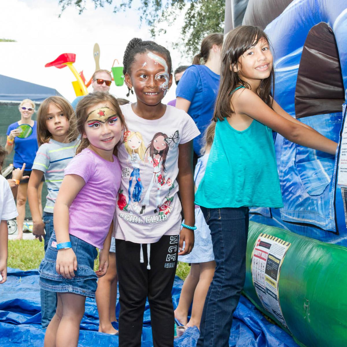 MacaroniKidPBG's tweet image. 🎃 Petting zoo, face painting, live music &amp;amp; pumpkin science?! Don’t miss Fall Family Fun Fest @CoxScienceCtr on Oct. 25! 🍁 #sponsored #mackid #mackidpbg #findyourfamilyfun #steam #stem #science #coxsciencecenter #FallFamilyFun