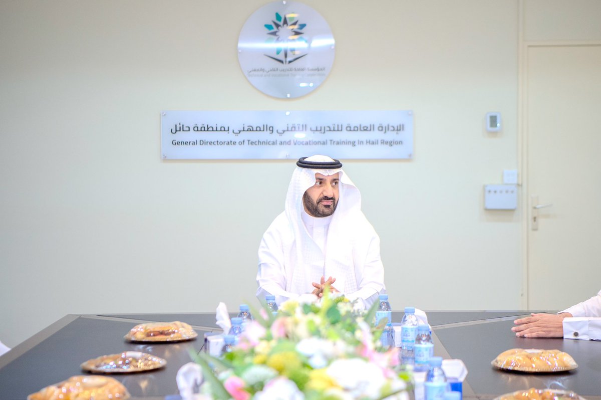 TVTC_HAILGD's tweet image. #تكريم ||

كرّم مدير عام إدارة #التدريب_التقني المهندس مشعل بن سعود العفنان، وبحضور رئيس قسم التدريب الأهلي بالإدارة المهندس خلف البراك، منشآت التدريب الأهلية بالمنطقة نظير مساهمتها التطوعية في انجاح مبادرة &quot;العطاء التدريبي&quot; التي نفذت بمناسبة #اليوم_الوطني_95