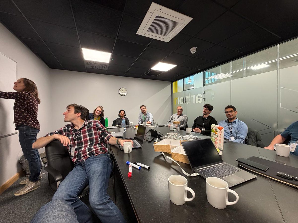 NuNanoLtd's tweet image. Great team day last week planning the release of some exciting new products! #atomicforcemicroscopy #AFMprobes #research #teamwork