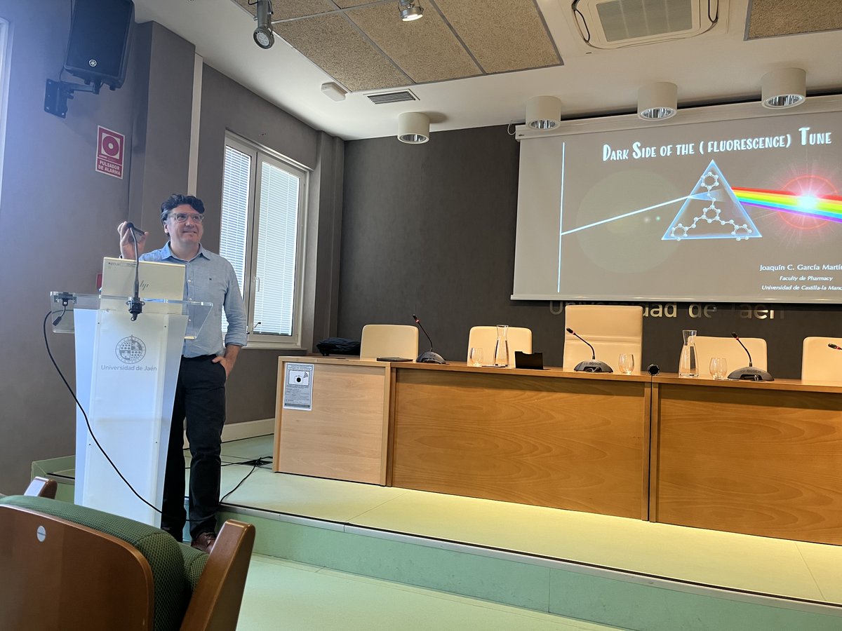 Structure and Dynamics of Chemical Systems lab tweet media