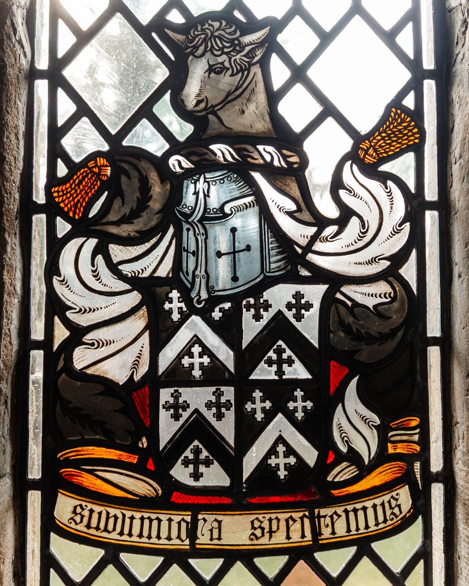 Samlesbury Hall tweet media