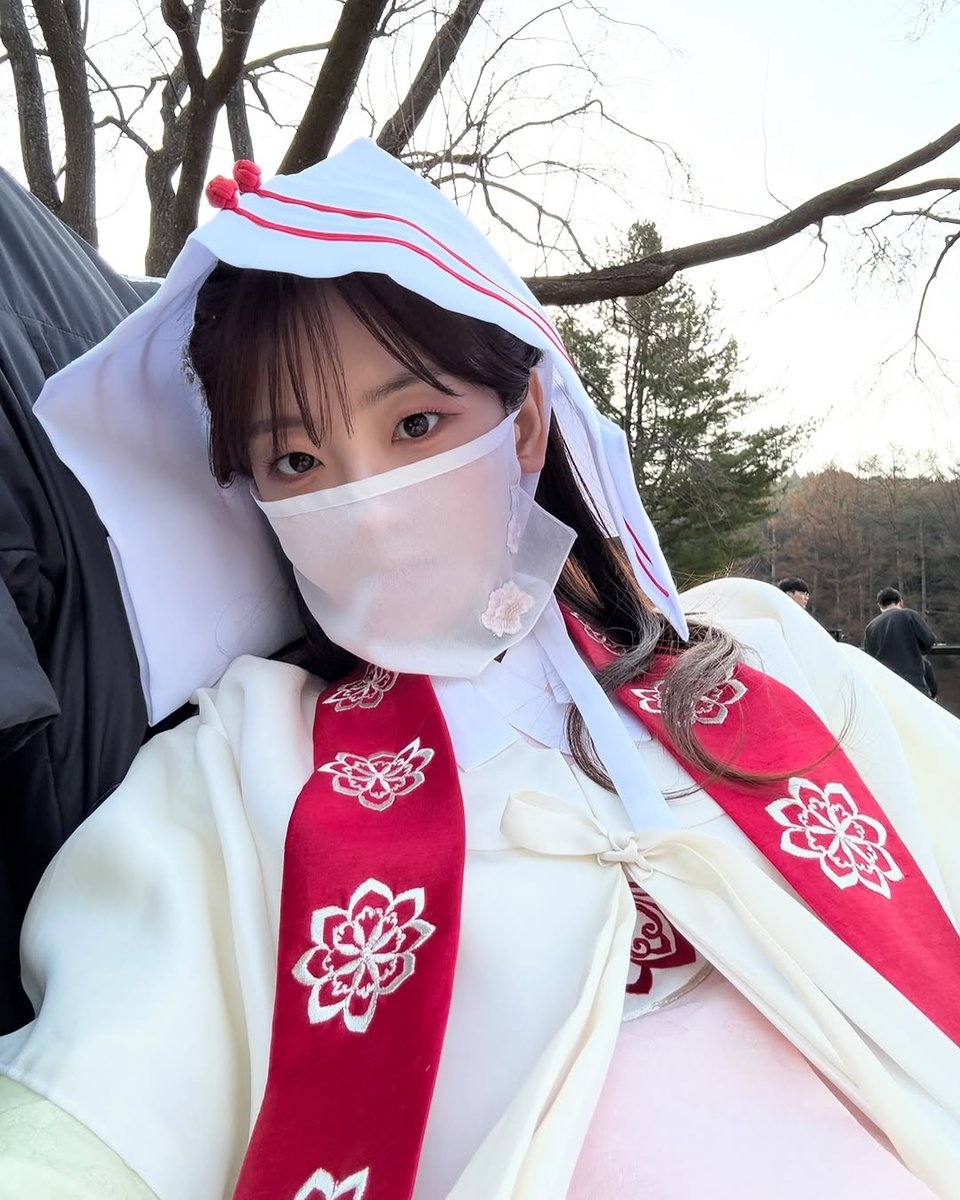 Yihyun, 조. tweet media